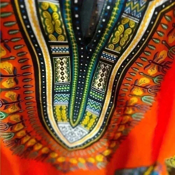 Unisex Dashiki African motif kaftan style shirt. 2 pockets. Vibrant. Free size - Picture 2 of 4